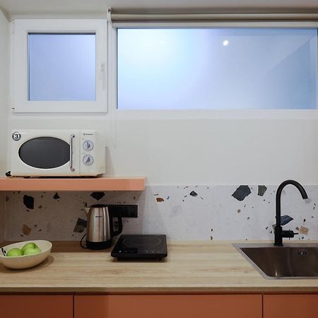 Boubouki Apartment เอเธนส์ ภายนอก รูปภาพ