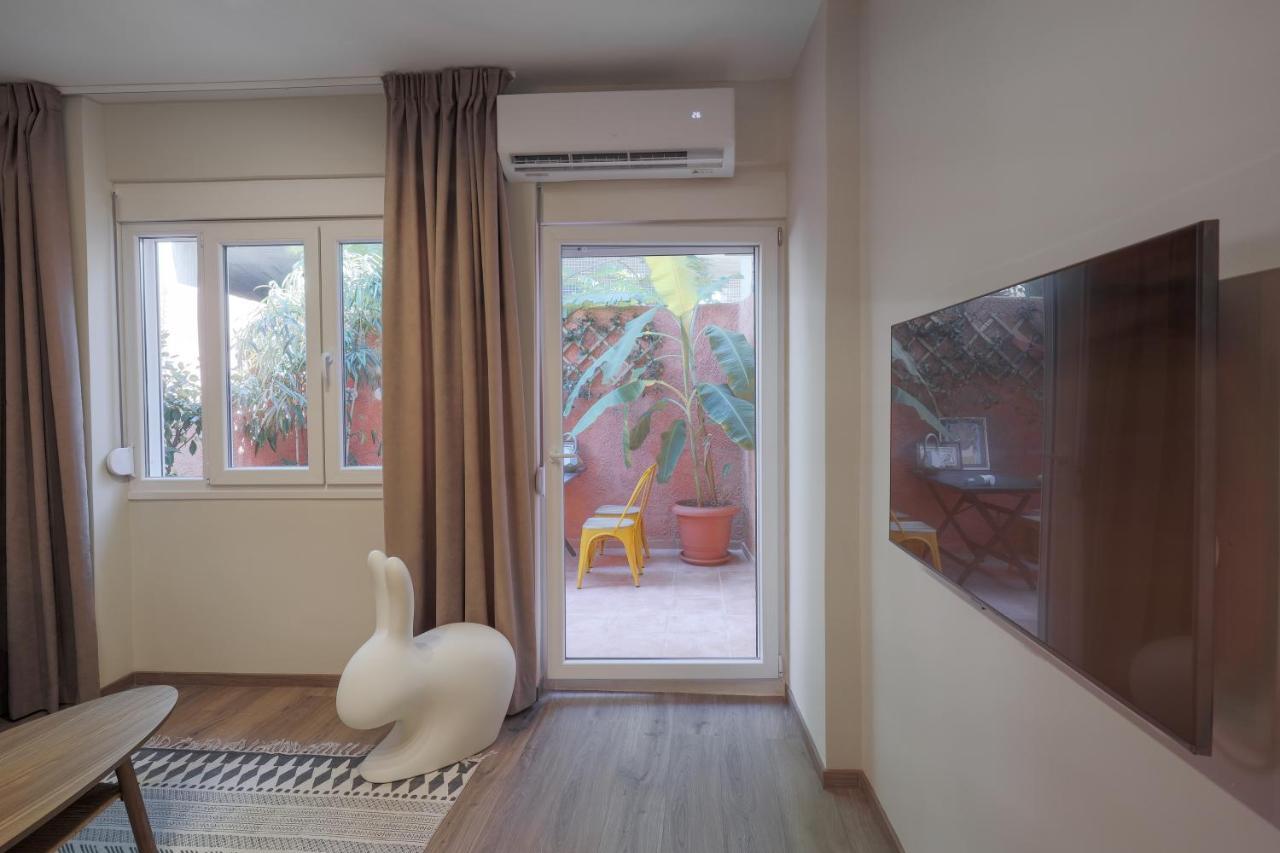 Boubouki Apartment เอเธนส์ ภายนอก รูปภาพ