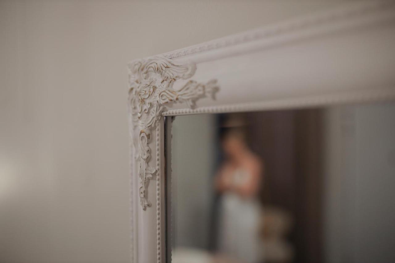 Boubouki Apartment เอเธนส์ ภายนอก รูปภาพ